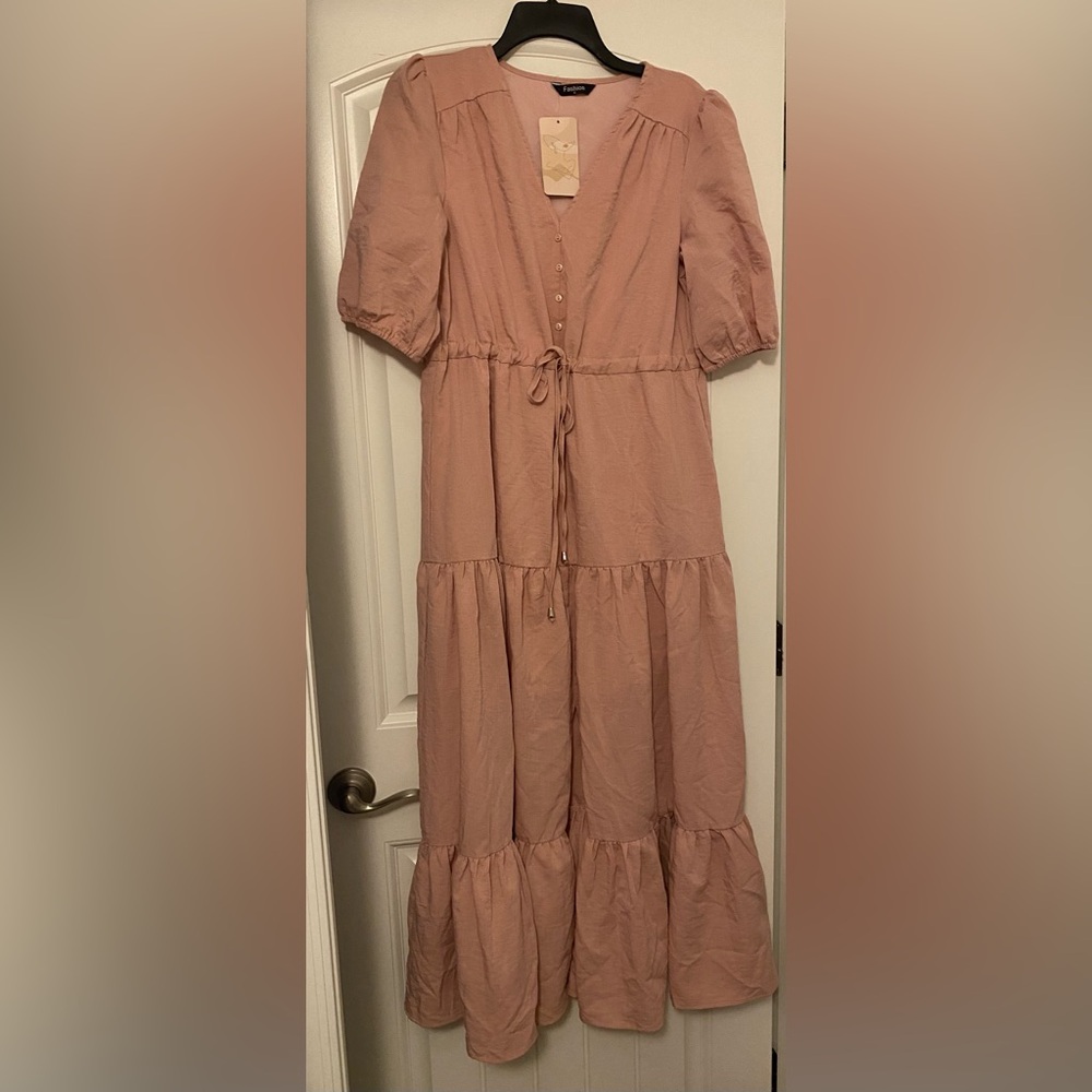 NWT Women’s Blush Maxi Dress with Tie Waist Size Small
